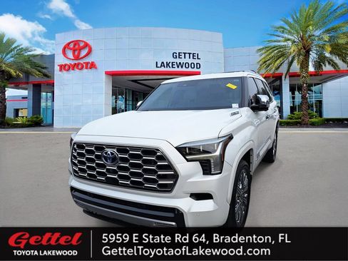 Used 2024 Toyota Sequoia Capstone image 1