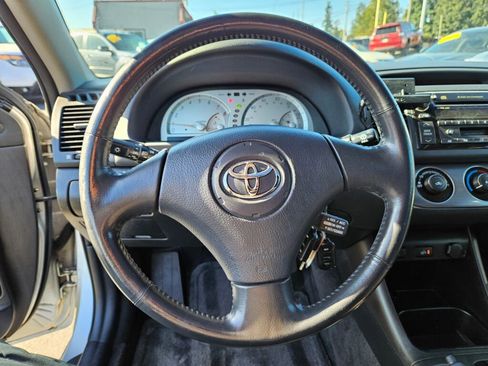 Used 2002 Toyota Camry XLE image 17