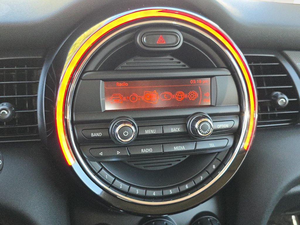 Used 2015 MINI Cooper 2-Door Hardtop FWD image 27