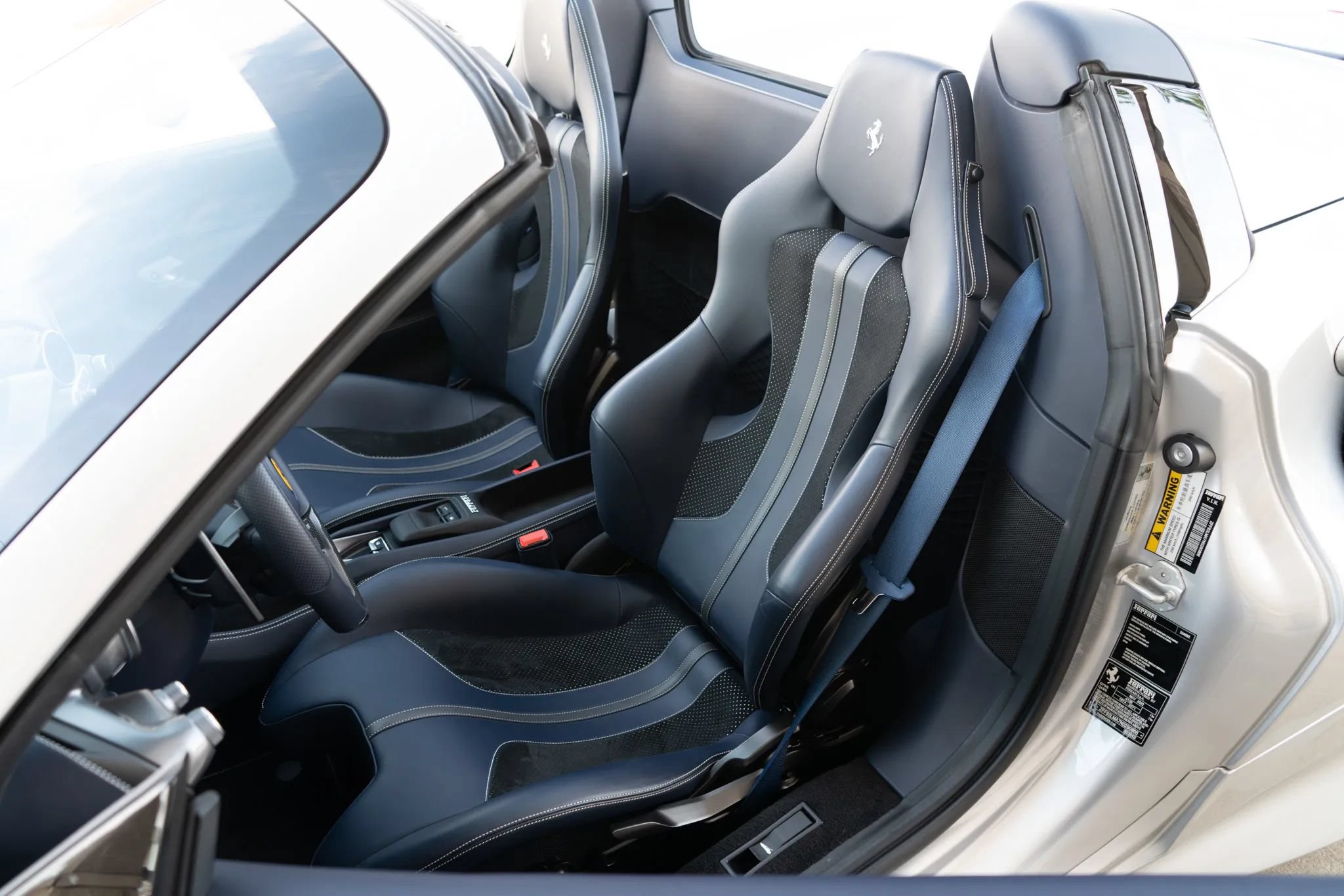 Used 2022 Ferrari F8 Tributo RWD image 20