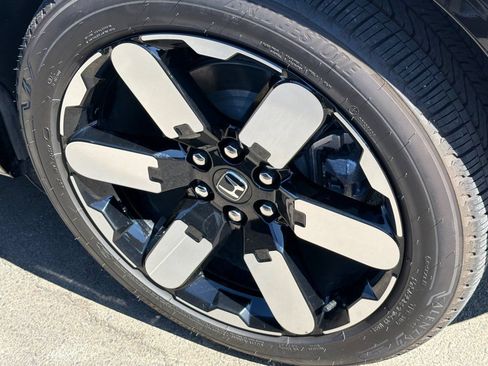 Used 2025 Honda Prologue Elite image 4
