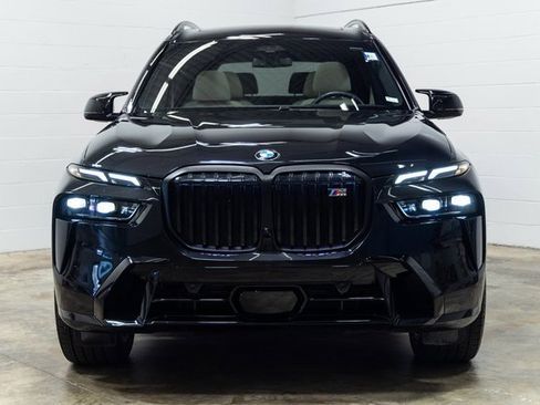 Certified 2025 BMW X7 M60i image 6