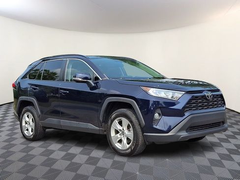 Used 2021 Toyota RAV4 XLE w/ Convenience Package AWD/4WD image 1