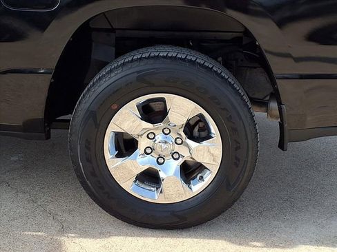 Used 2019 RAM 1500 Big Horn image 22