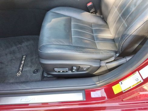 Used 2016 Lexus ES 350 w/ Luxury Package w/Wood Trim FWD image 24