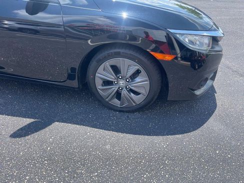 Used 2018 Honda Civic EX-T image 7