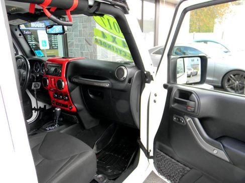 Used 2017 Jeep Wrangler Unlimited Sport w/ Quick Order Package 24S image 20