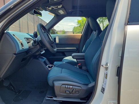 Used 2025 MINI Cooper Countryman S w/ Comfort Package Max image 5