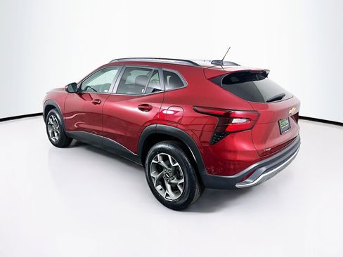 Used 2024 Chevrolet Trax LT image 5