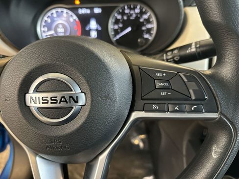 Used 2021 Nissan Versa SV image 13