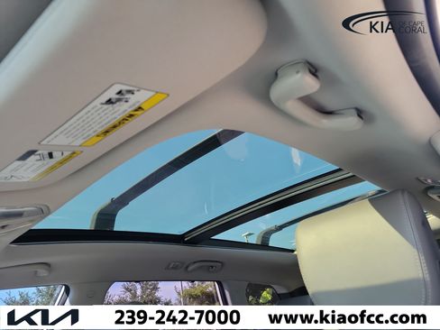 Used 2018 Hyundai Santa Fe Limited FWD image 21