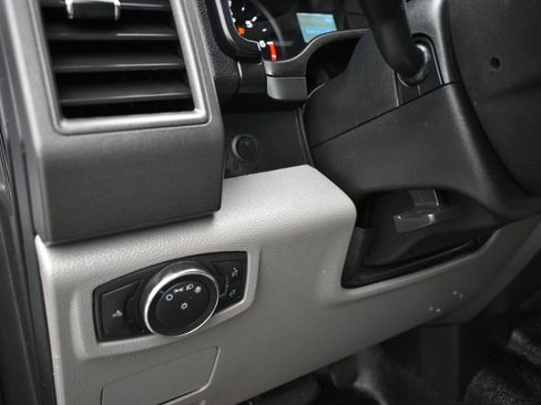 Used 2019 Ford F250 XL w/ Power Equipment Group AWD/4WD image 40