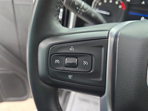 Used 2023 GMC Sierra 2500 SLE w/ Remote Start Package image 17