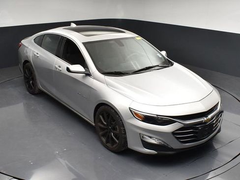 Used 2022 Chevrolet Malibu LT FWD image 41