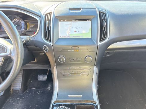 Used 2019 Ford Edge SEL w/ Equipment Group 201A image 22