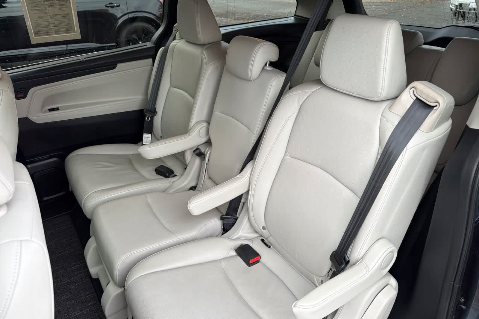 Used 2025 Honda Odyssey EX-L image 4