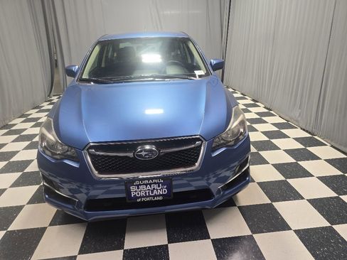 Used 2015 Subaru Impreza 2.0i Premium AWD/4WD image 2