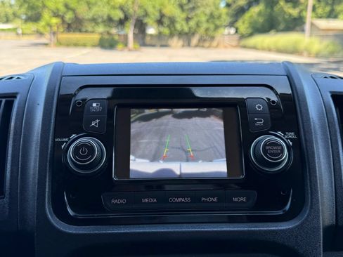 Used 2019 RAM ProMaster 2500 FWD image 17