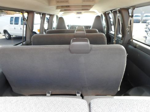 Used 2016 Chevrolet Express 3500 LT w/ LT Preferred Equipment Group image 16