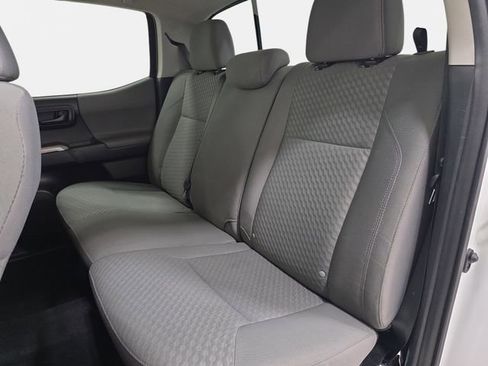 Certified 2022 Toyota Tacoma SR5 image 11