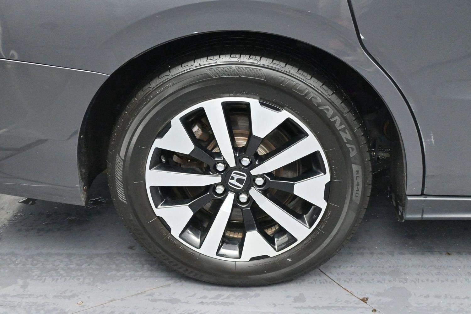 Used 2025 Honda Odyssey EX-L image 41