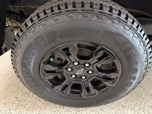 Used 2024 Chevrolet Silverado 1500 ZR2 w/ LPO, Dark Essentials Package AWD/4WD image 12