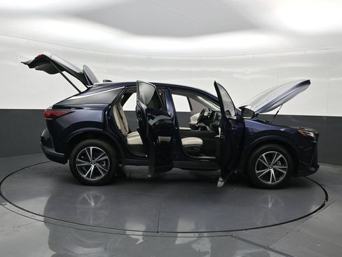 Used 2024 Lexus RX 350 FWD w/ Accessory Package (K3) image 32
