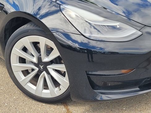 Used 2023 Tesla Model 3 Long Range AWD/4WD image 9