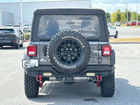 Used 2021 Jeep Wrangler Unlimited Sport image 25