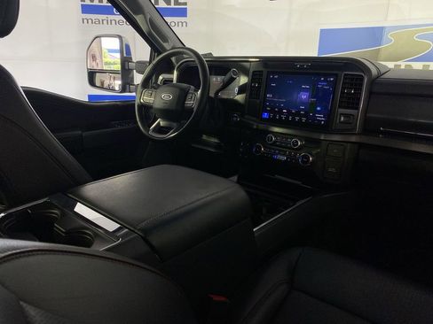 Used 2025 Ford F250 Lariat w/ Chrome Package AWD/4WD image 27