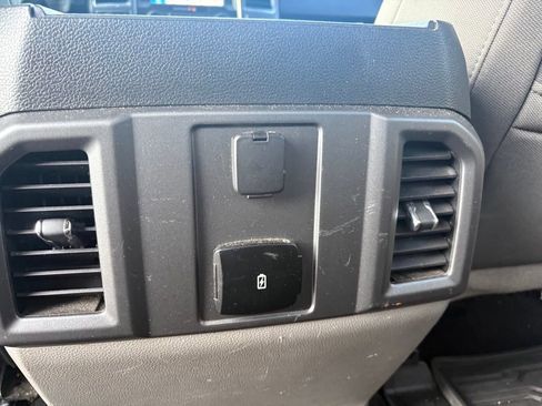 Used 2018 Ford F150 XLT w/ Equipment Group 301A Mid RWD image 20