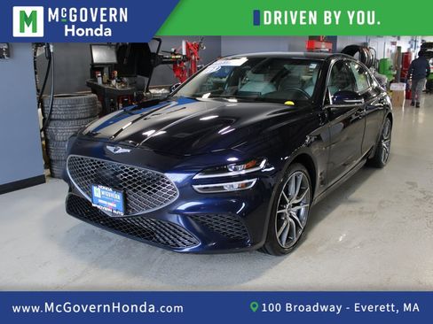 Used 2023 Genesis G70 2.0T image 1