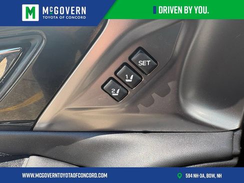 Used 2023 Subaru Outback Limited AWD/4WD image 42