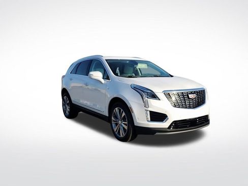 New 2025 Cadillac XT5 Premium Luxury w/ Technology Package image 2
