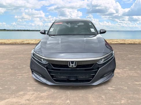 Used 2019 Honda Accord Sport image 2