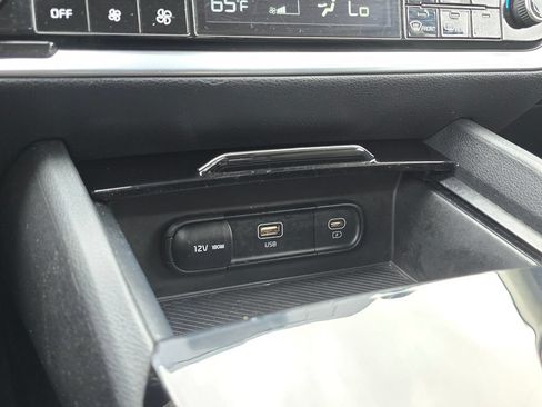 Certified 2023 Kia Sportage LX AWD/4WD image 35