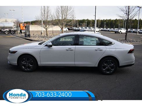 New 2026 Honda Accord Hybrid EX-L image 4