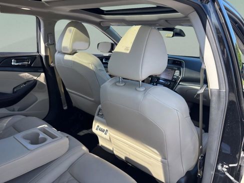 Used 2023 Nissan Maxima Platinum w/ Sport Mat Group image 31