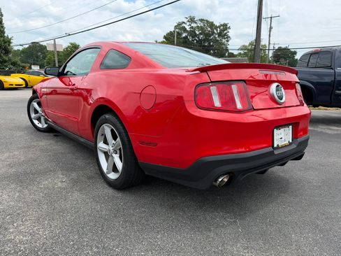 Used 2011 Ford Mustang GT RWD image 5