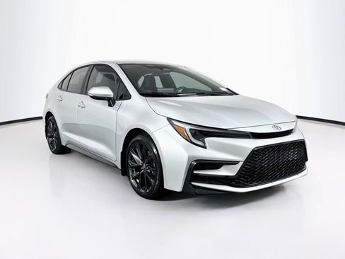 Certified 2026 Toyota Corolla SE FWD image 9