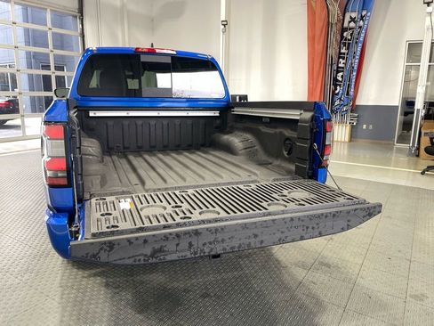 New 2026 Nissan Frontier SV w/ SV Convenience Package AWD/4WD image 7
