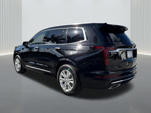 New 2025 Cadillac XT6 Luxury image 7