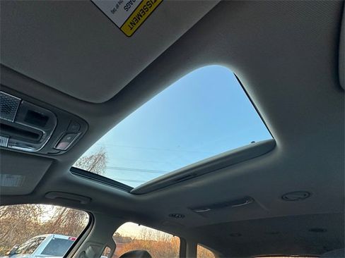 Used 2023 Kia Telluride EX image 28