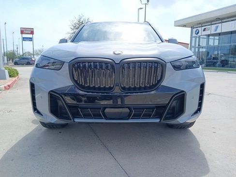 New 2026 BMW X5 sDrive40i image 2
