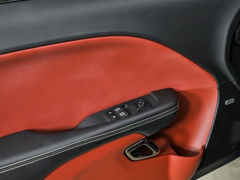 Used 2019 Dodge Challenger SRT Hellcat Redeye RWD image 15