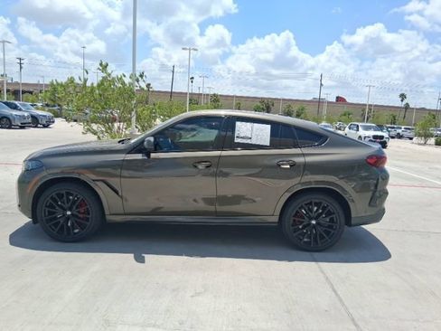 Used 2024 BMW X6 xDrive40i w/ Premium Package AWD/4WD image 3