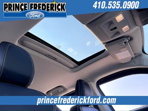 Used 2025 Ford Maverick Lobo image 21