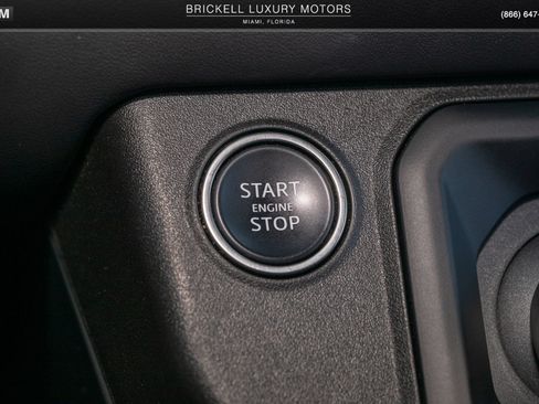 Used 2024 Land Rover Defender 110 X AWD/4WD image 35