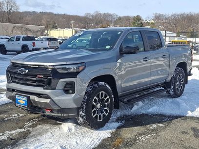 Used 2024 Chevrolet Colorado Z71 w/ Z71 Convenience Package 2