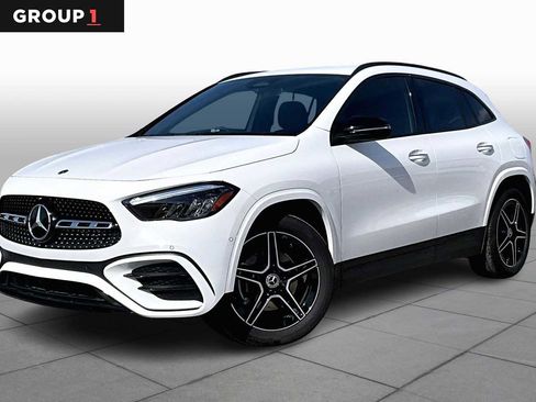 Used 2025 Mercedes-Benz GLA 250 image 1